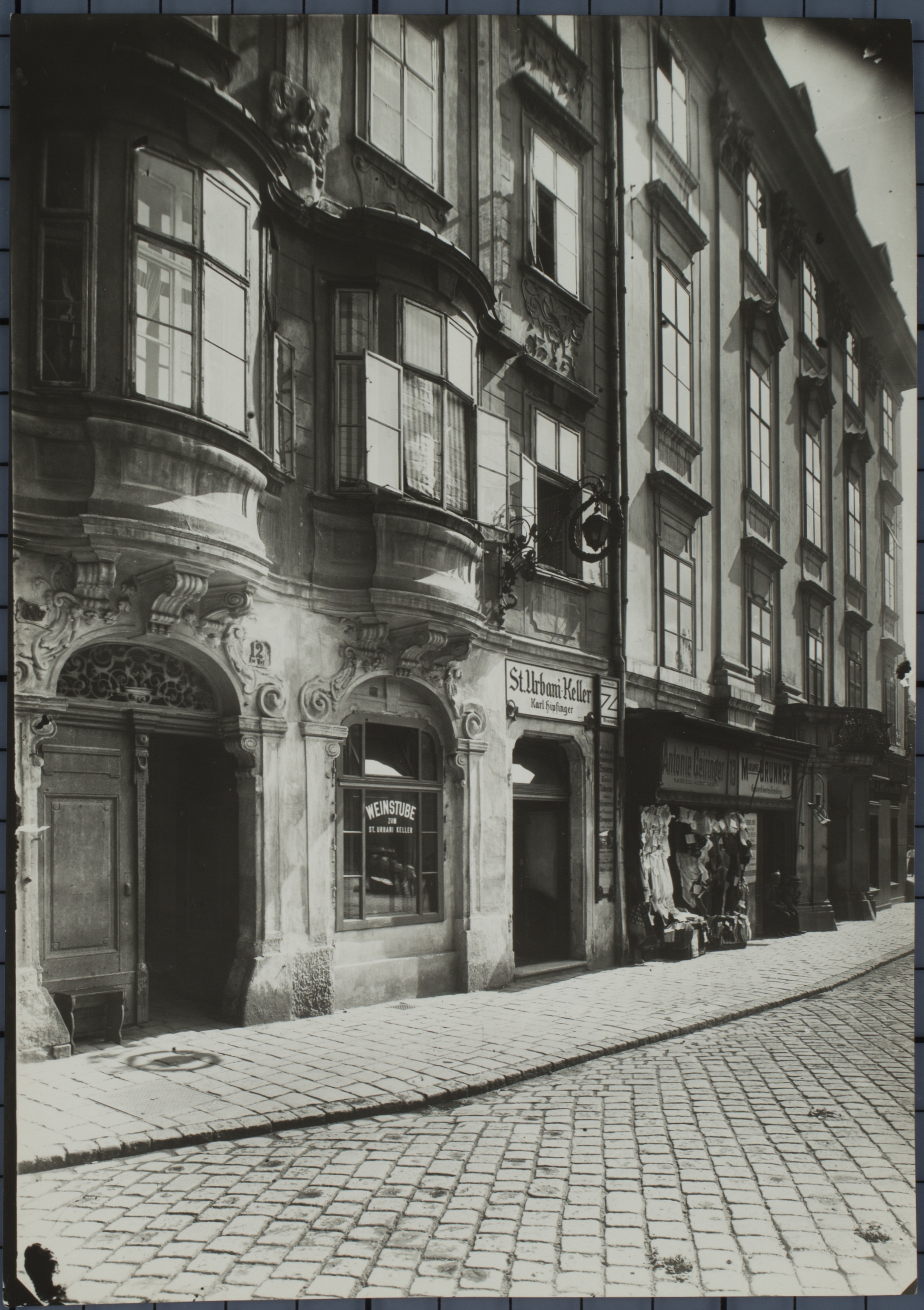 Urbanihaus um 1895[5]