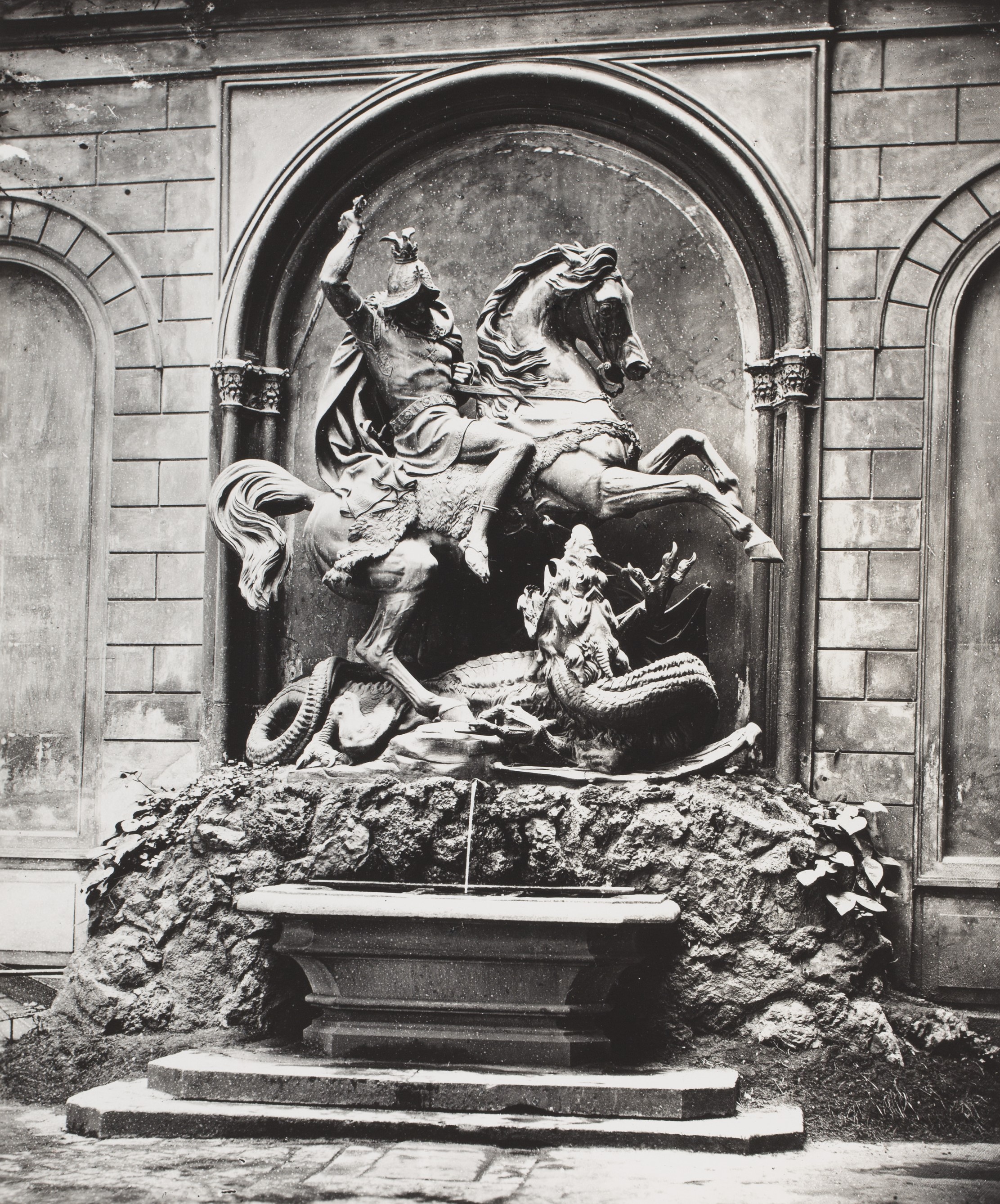 Der Georgsbrunnen um 1890 [3]