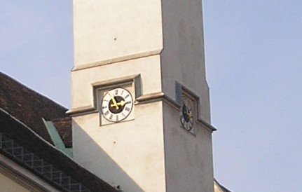Augustinerkirche UHR.jpg