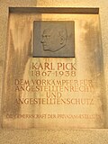 Vorschaubild der Version vom 17:32, 7. Feb. 2017