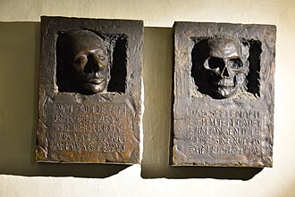 Mozart-Gedenktafel in der Eingangshalle der Michaelerkirche